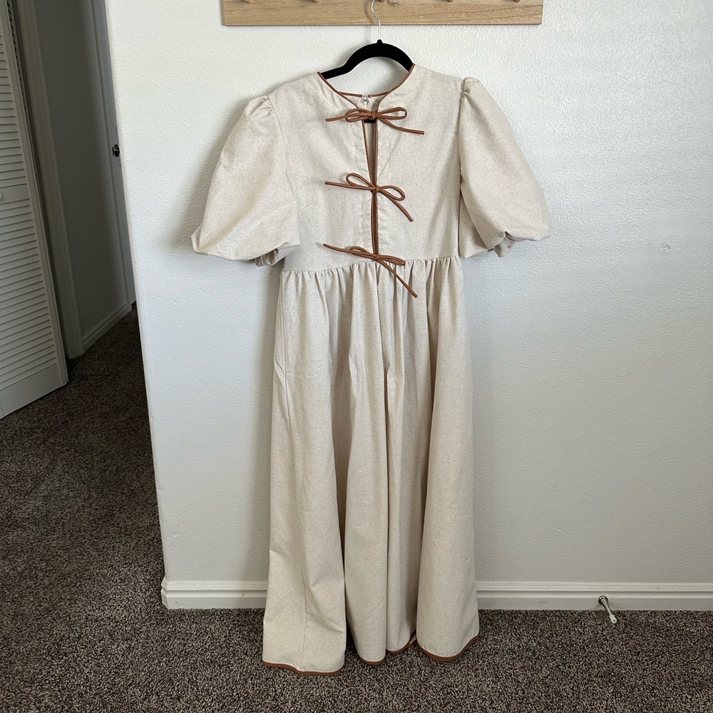 Puff Sleeve Tie Front Midi Dress